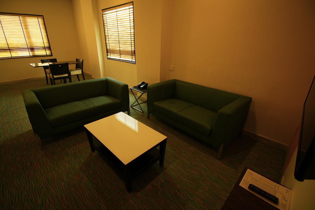 Siesta Star T. Nagar Otel Chennai Dış mekan fotoğraf