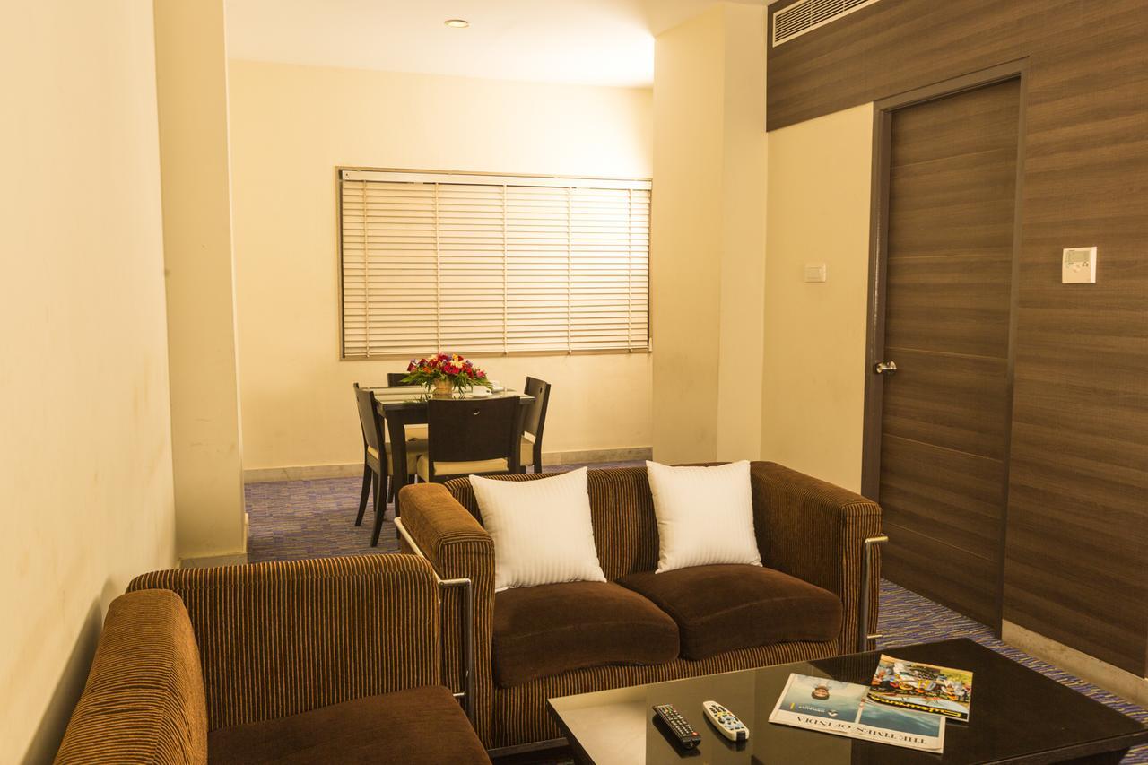 Siesta Star T. Nagar Otel Chennai Dış mekan fotoğraf