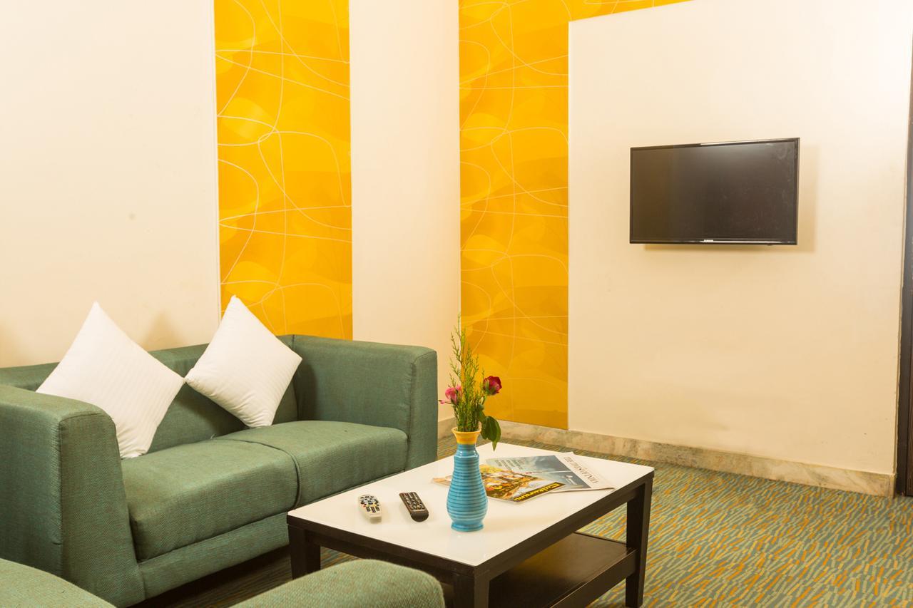 Siesta Star T. Nagar Otel Chennai Dış mekan fotoğraf