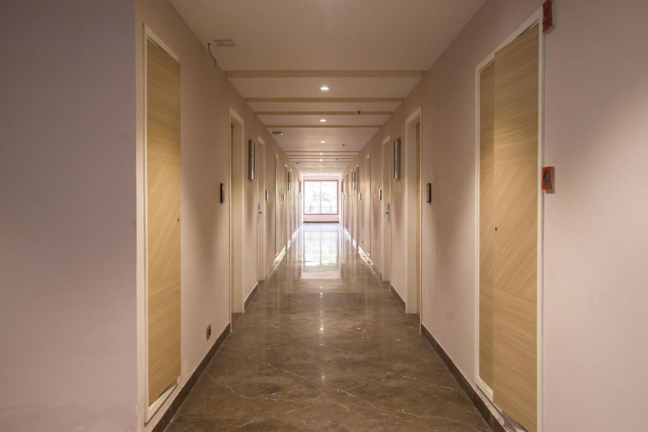 Siesta Star T. Nagar Otel Chennai Dış mekan fotoğraf